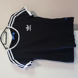 Adidas classic tee